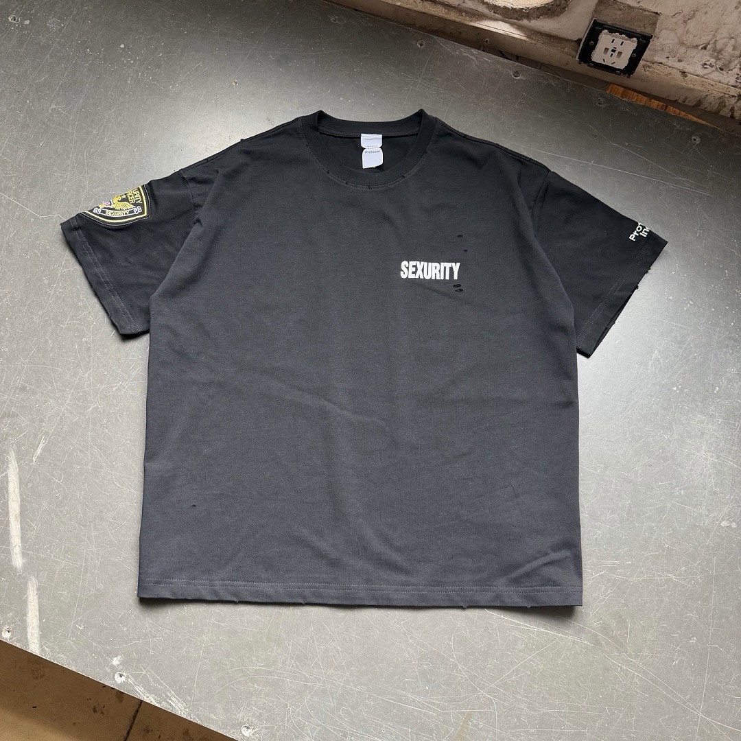 Übergroßes Distressed American – Streetwear Brand Vintage Bewertung und Preis