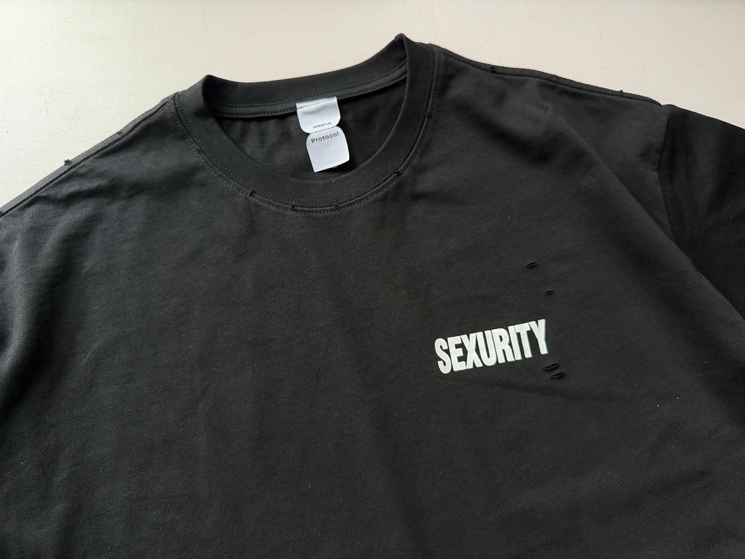 Übergroßes Distressed American – Streetwear Brand Vintage Bewertung und Preis